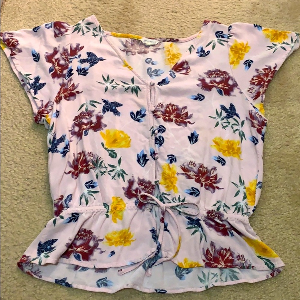 Aeropostale floral top